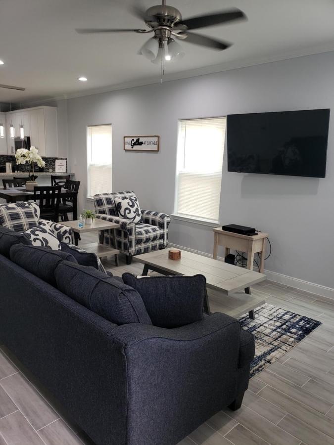 Home Away From Home Unit B Houston Bagian luar foto
