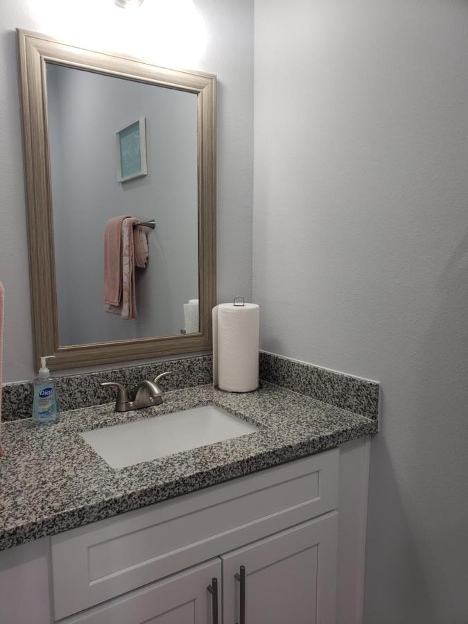 Home Away From Home Unit B Houston Bagian luar foto